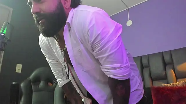 Lyon_vach live sex cam