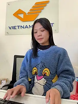 Thaocutee live sex cam