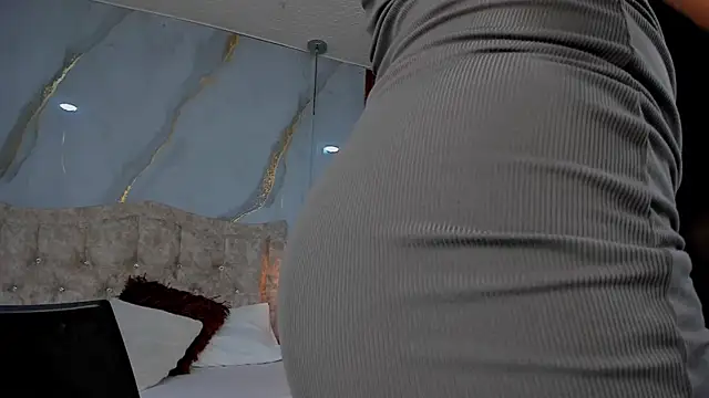 mia_18v live sex cam