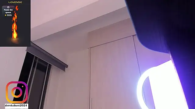 DerekOlsen live sex cam