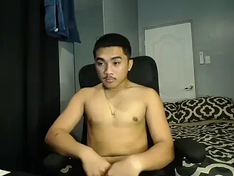 pinoyAdrianneXXX live sex cam