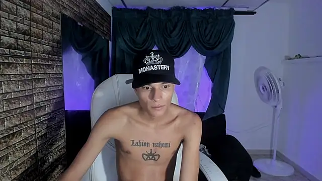paul_booy live sex cam