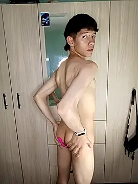 heyy_noah11 live sex cam