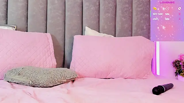 Veronica3__ live sex cam