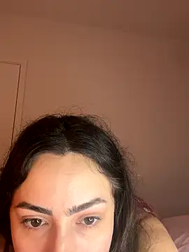 Baby_Mia_pires live sex cam