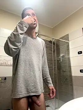 Gionnytav live sex cam