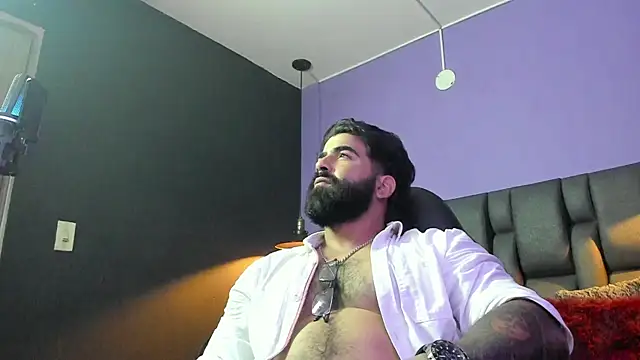 Lyon_vach live sex cam