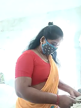 MaaliiiPonuTamil live sex cam