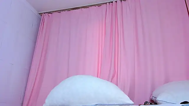 MeowthLilu live sex cam