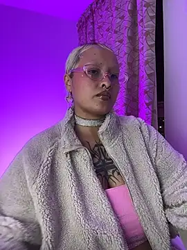 pinkbaddie777 live sex cam