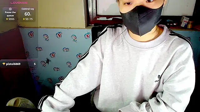 __Saphia__ live sex cam