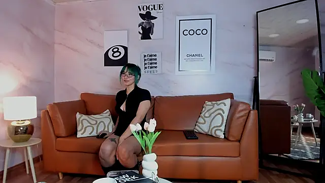 Ramona_Flower live sex cam