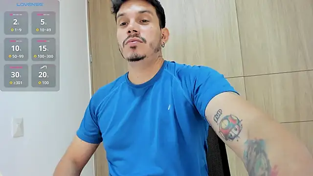 alejandro_stark live sex cam