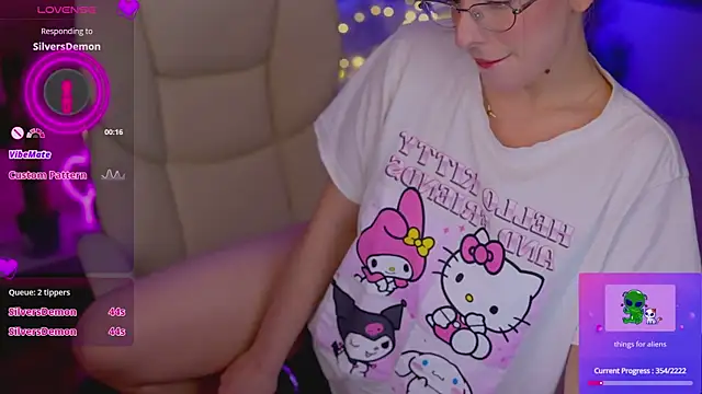 SilverrMoon live sex cam