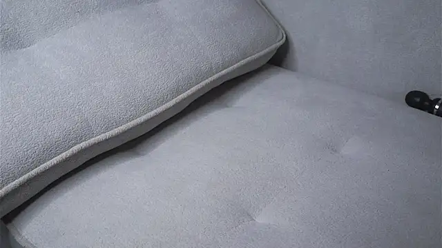 EleneButton live sex cam