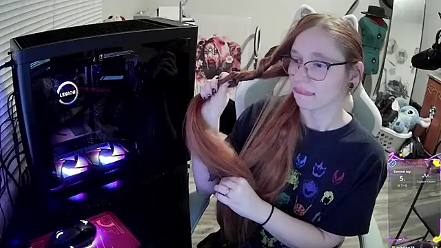 LilyFoxxx live sex cam