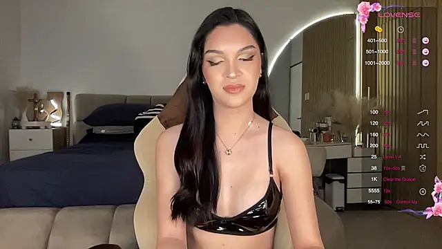 Rogueblaze live sex cam