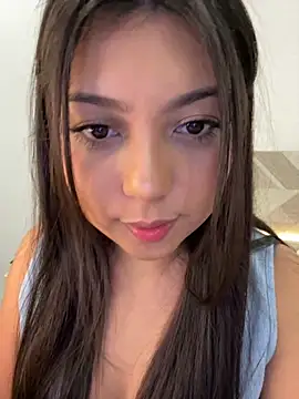 Maii_chan live sex cam