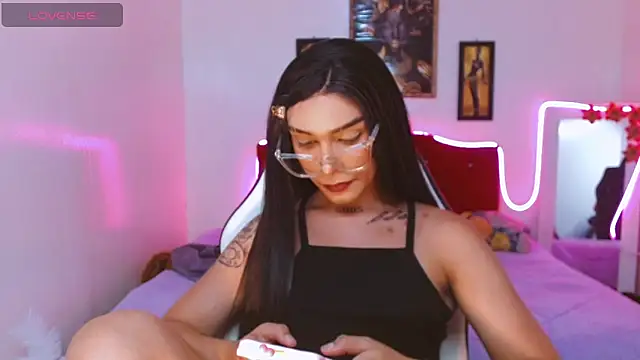 AdharaaMoon live sex cam