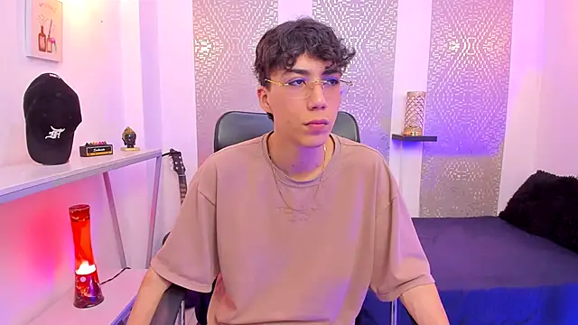 Nikolay_Gregori live sex cam