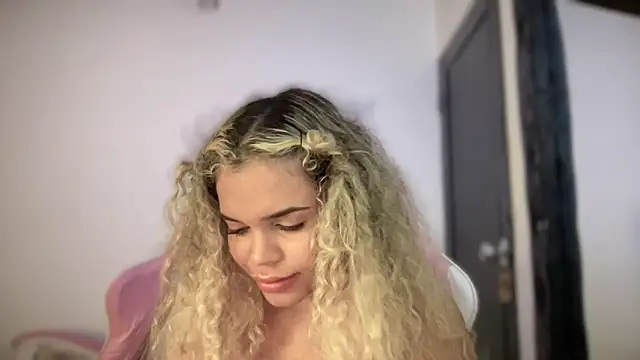brithneysquirt live sex cam