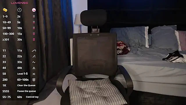 andrewmhilton_ live sex cam