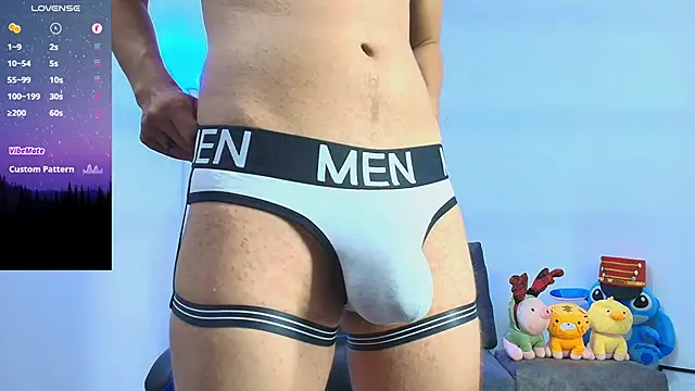 TylerWhite_ live sex cam