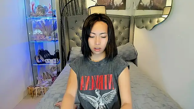 reighnempress live sex cam