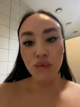 KiraSunshine live sex cam