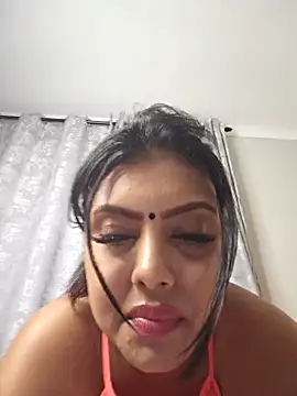 Indian_GlowingMiax live sex cam
