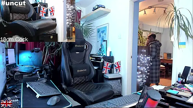 OnlineBossUK live sex cam