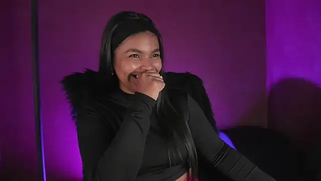 zoe_roux21 live sex cam