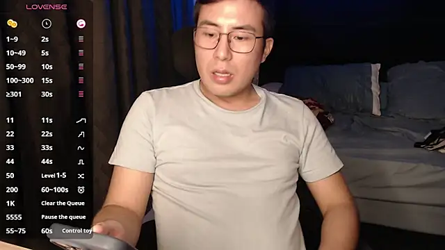 andrewmhilton_ live sex cam