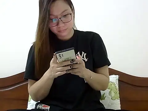 Kiko_sunflower live sex cam