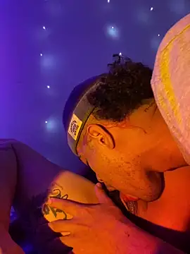 Sweett_pain live sex cam