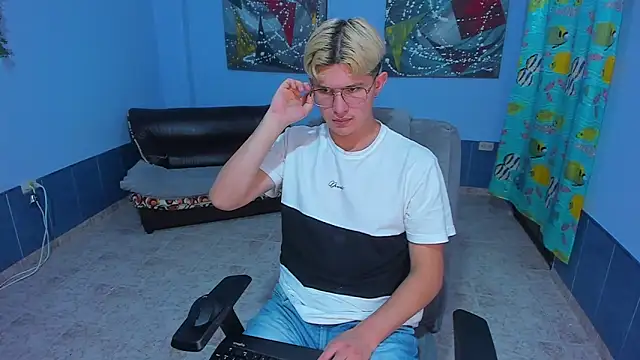 patrik_027 live sex cam