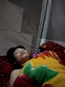 LinhNa999 live sex cam