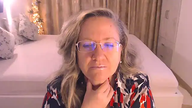 Raisshy live sex cam