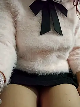 KITTEN-10 live sex cam