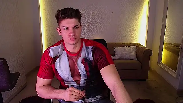 MaxKaiden live sex cam