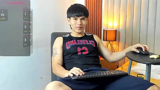 Ryo_kush live sex cam