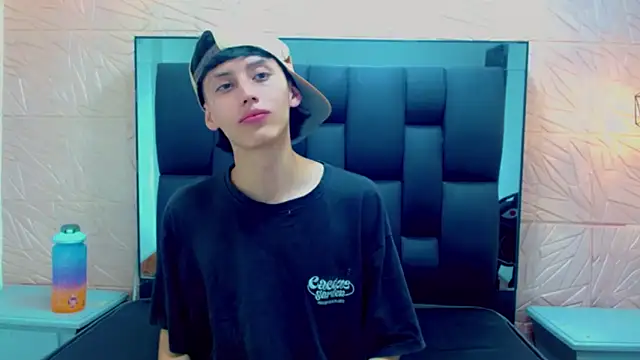 thaigo_twink38 live sex cam