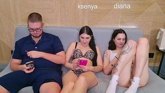 Ksenny live sex cam