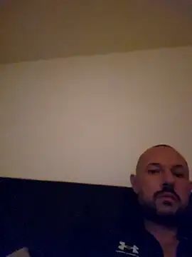 Guitccch live sex cam