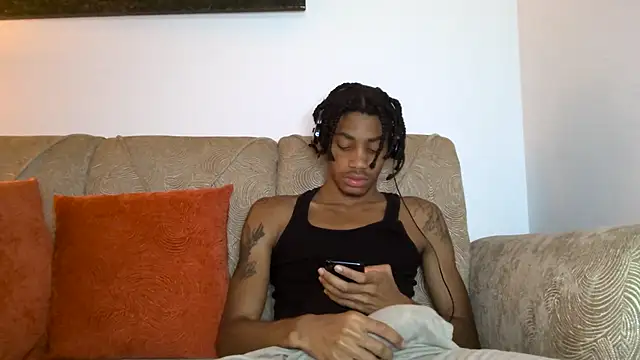 BlackBullTitus live sex cam