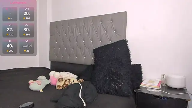 valeria_montess live sex cam