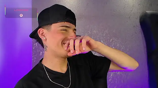 MateoMitchell live sex cam