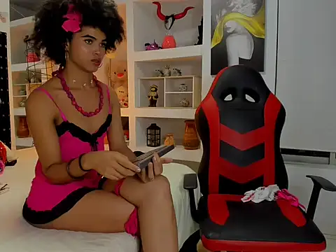 Zaira_sofiaa live sex cam