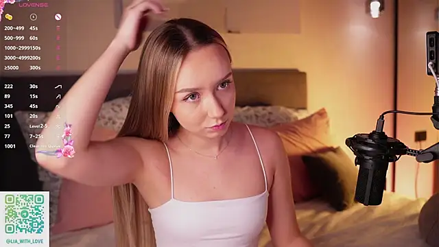 HollisBeckett live sex cam