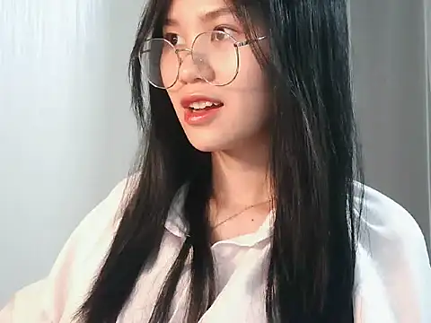 Nunaa18 live sex cam